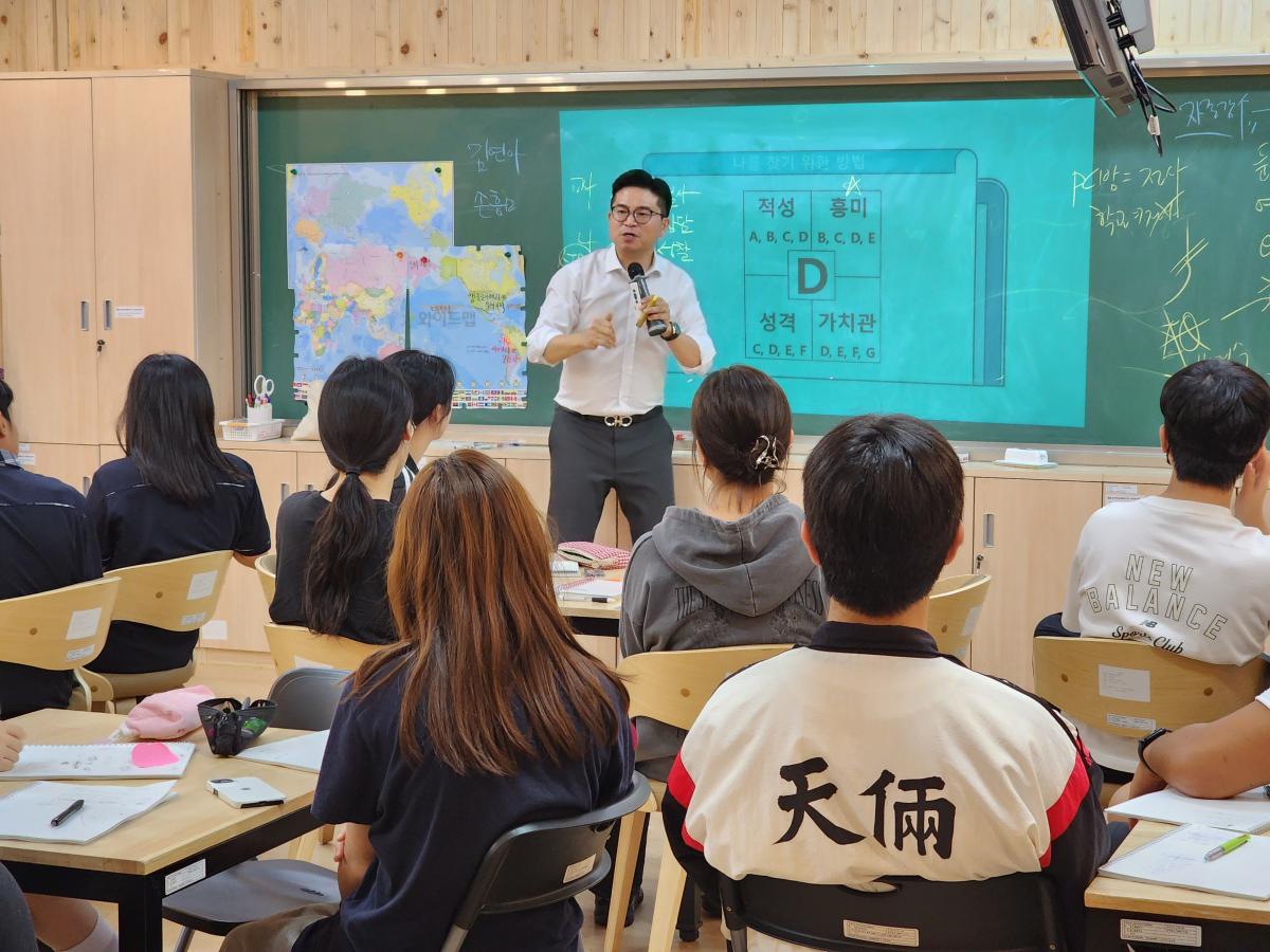 KakaoTalk_20250717_111846697_08 (1).jpg